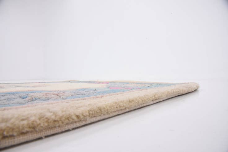 Detail image of 2' 4 x 4' 7 Carved Pekin Wool Rug