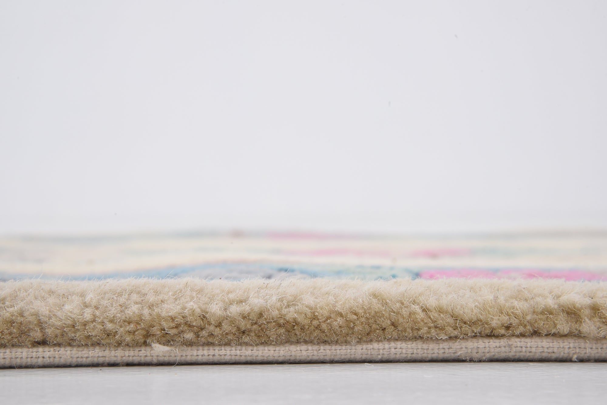 2' 4 x 4' 7 Carved Pekin Wool Rug