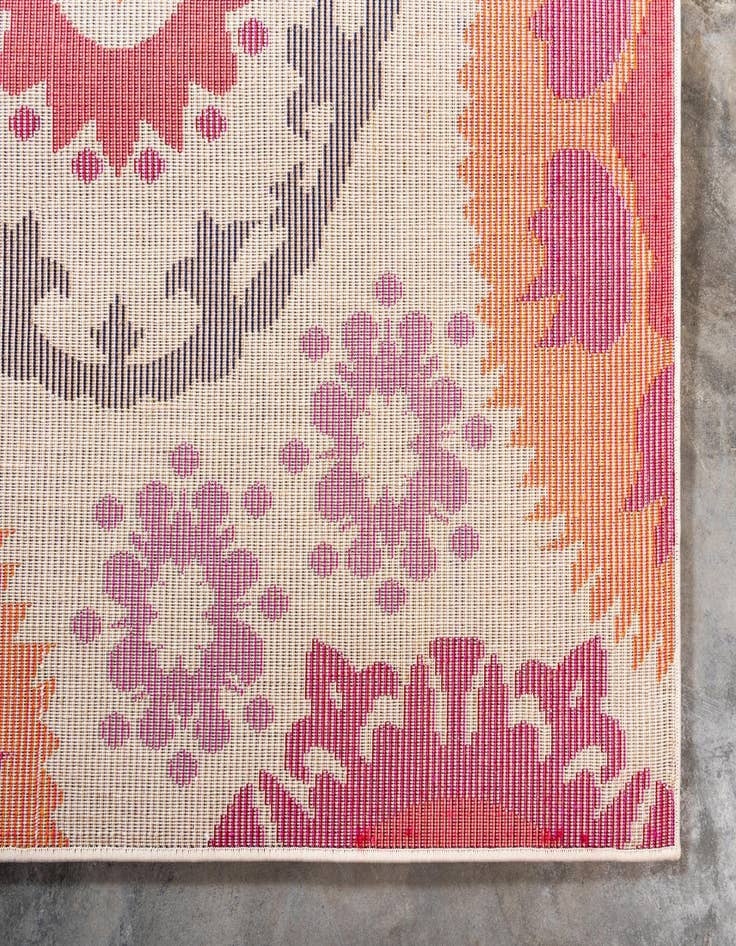 Detail image of 8' x 11'  Washable Casablanca Rug