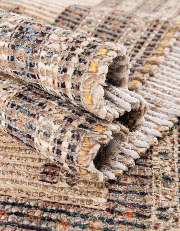Detail image of 5' 1 x 8' Chenille Jute Rug
