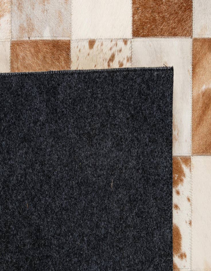 Detail image of 8' 2 x 9' 11 Cowhide - Patchwork Rug