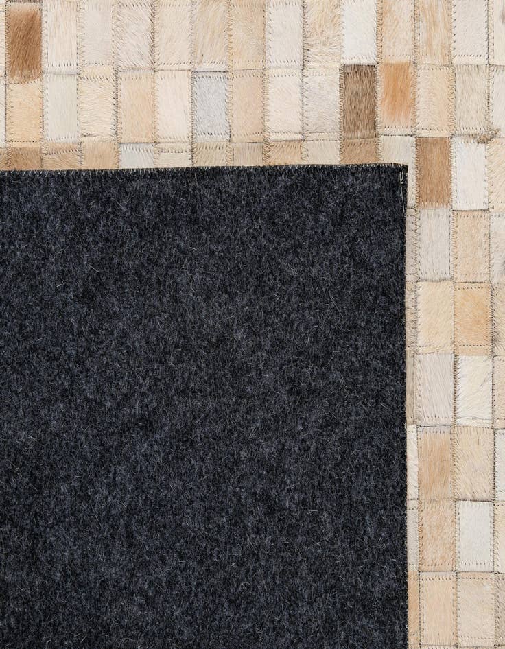 Detail image of 8' 1 x 9' 11 Cowhide - Patchwork Rug