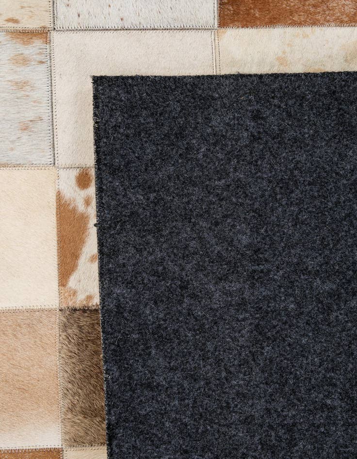 Detail image of 8' 1 x 9' 11 Cowhide - Patchwork Rug