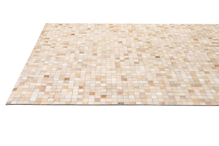 Detail image of 5' 1 x 8' Cowhide - Patchwork Rug