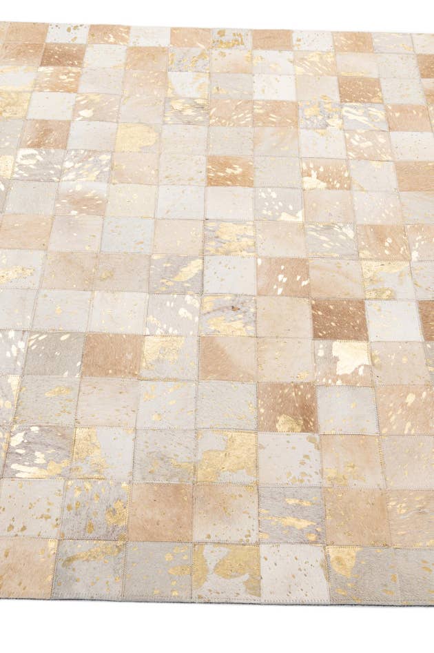 Detail image of 4' 11 x 7' 11 Cowhide - Patchwork Rug