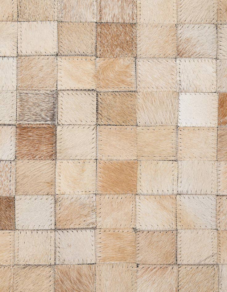 Detail image of 5' x 7' 11 Cowhide - Patchwork Rug