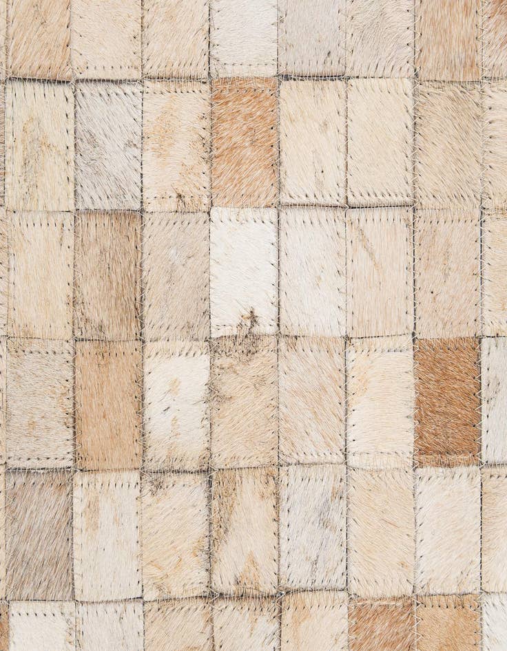 Detail image of 5' x 7' 11 Cowhide - Patchwork Rug