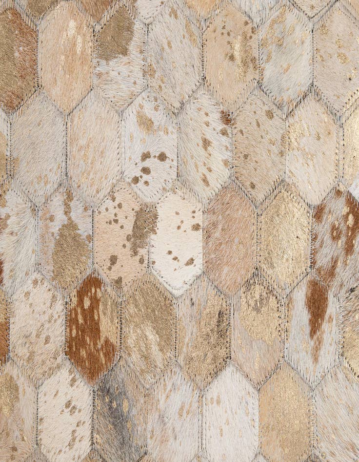 Detail image of 5' 1 x 7' 11 Cowhide - Patchwork Rug