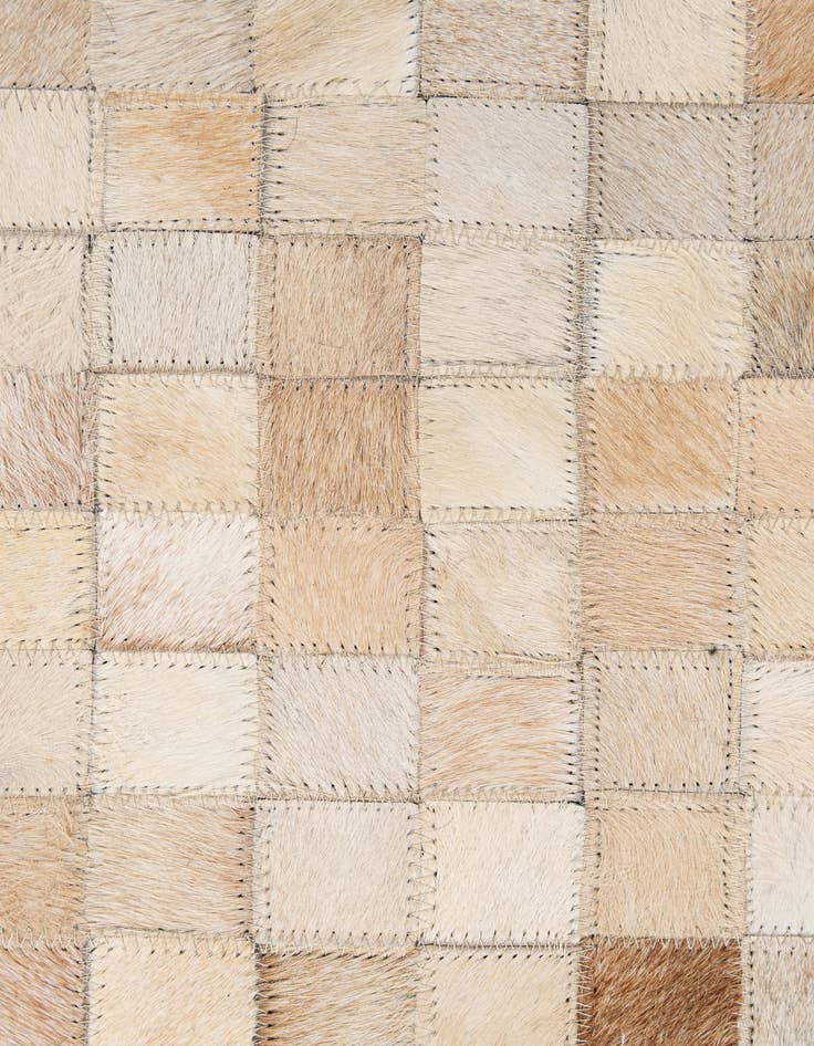 Detail image of 5' 1 x 7' 10 Cowhide - Patchwork Rug