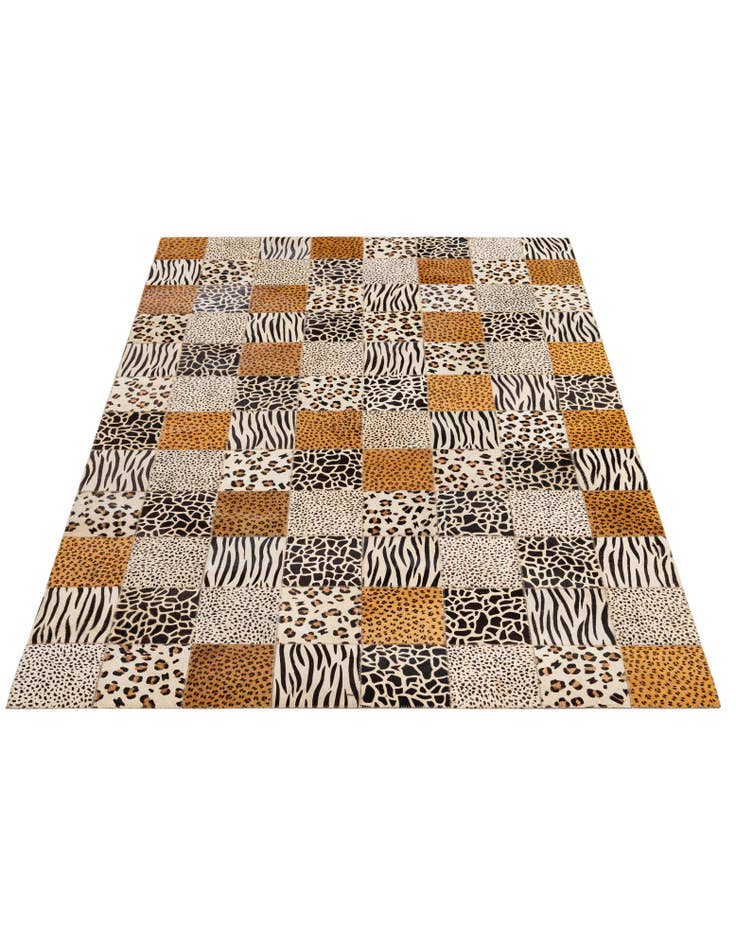 Detail image of 4' 1 x 5' 11 Cowhide - Patchwork Rug