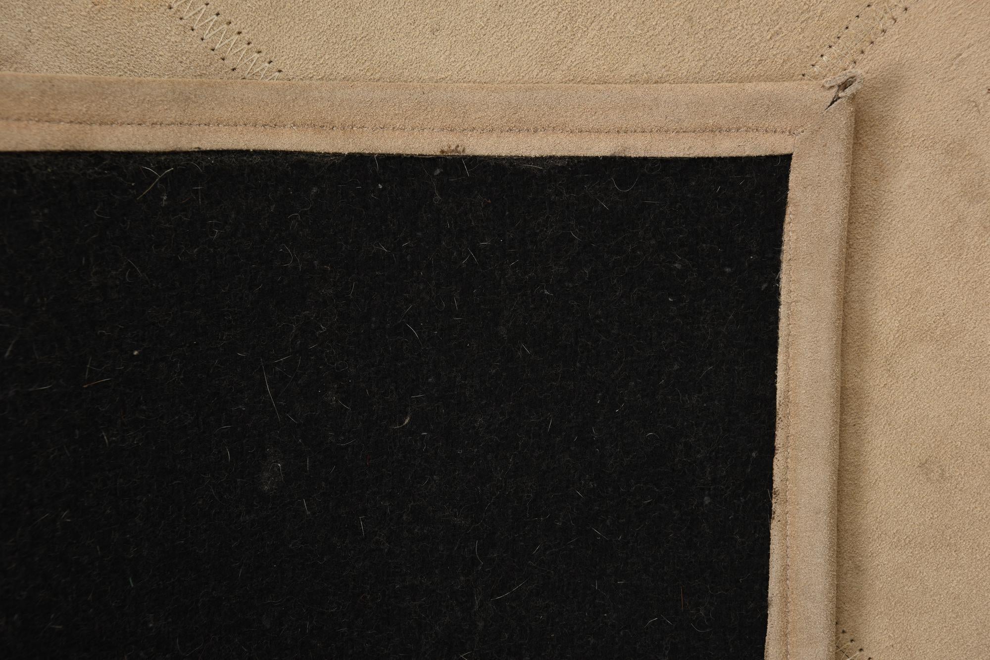 2' x 3' Cowhide Leather Rug