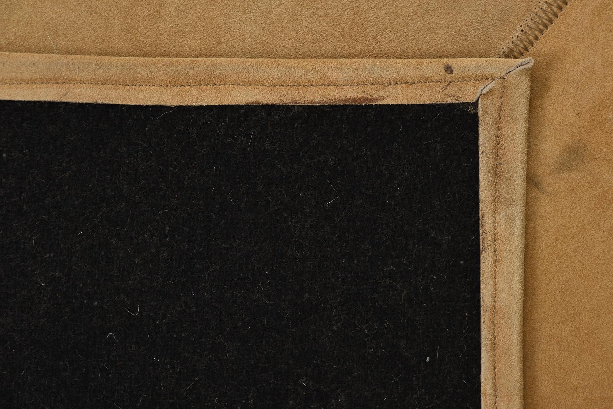 2' x 3' Cowhide Leather Rug