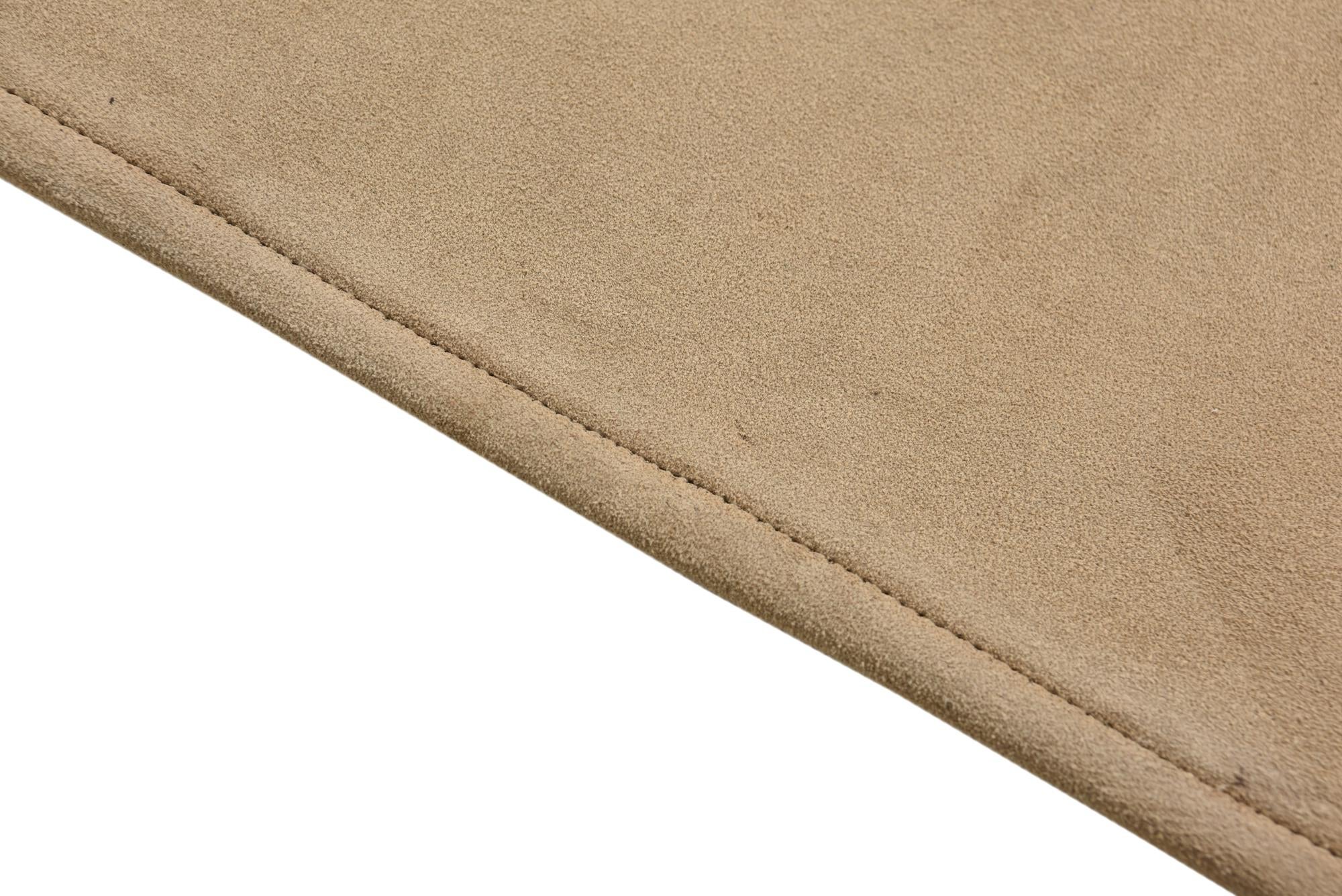 2' x 3' Cowhide Leather Rug