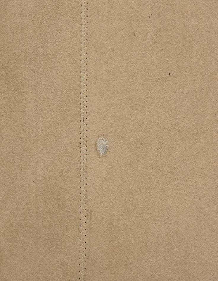 Detail image of 2' x 3' Cowhide Leather Rug