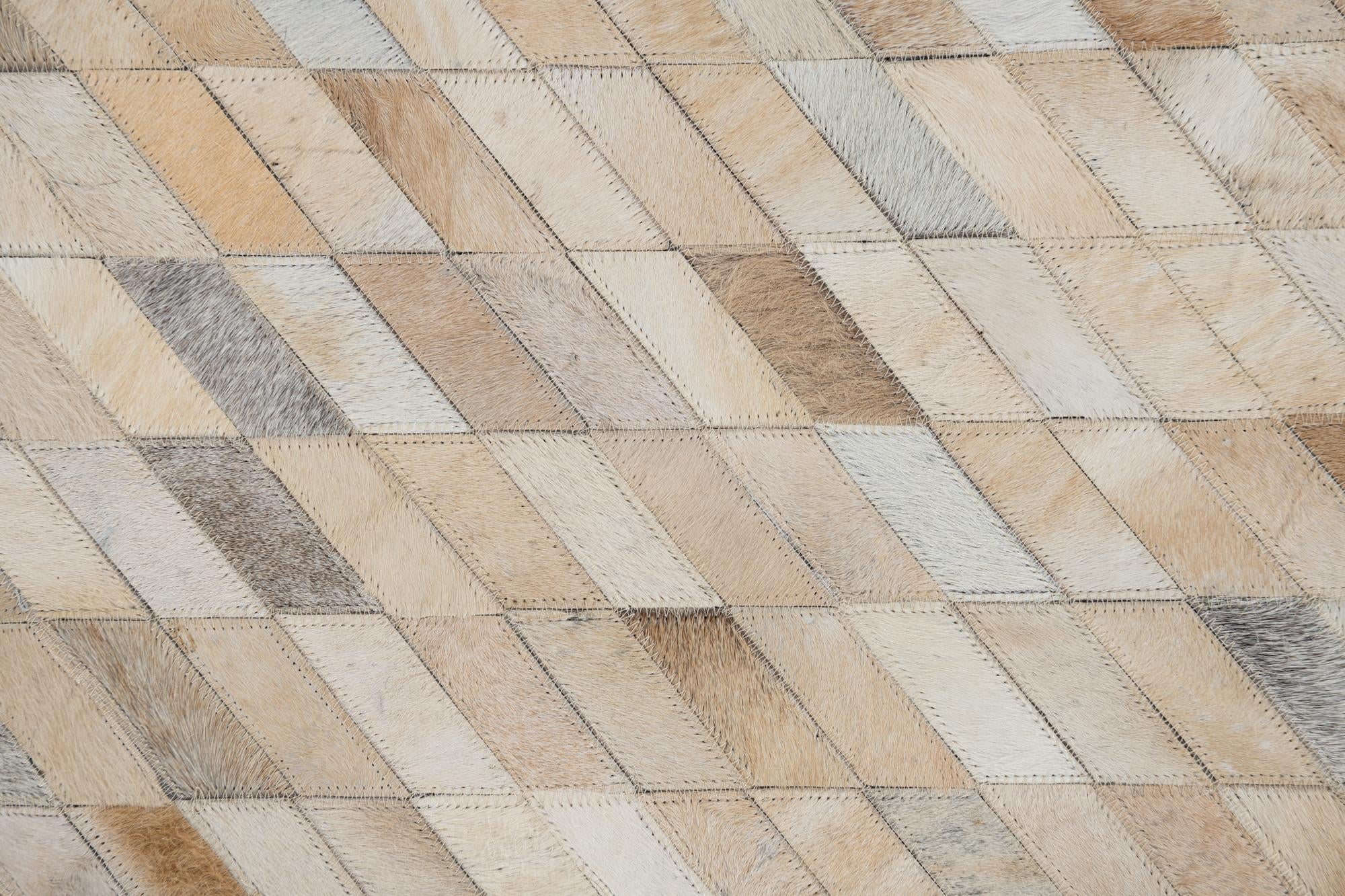 5' 2 x 8' Cowhide Leather Rug