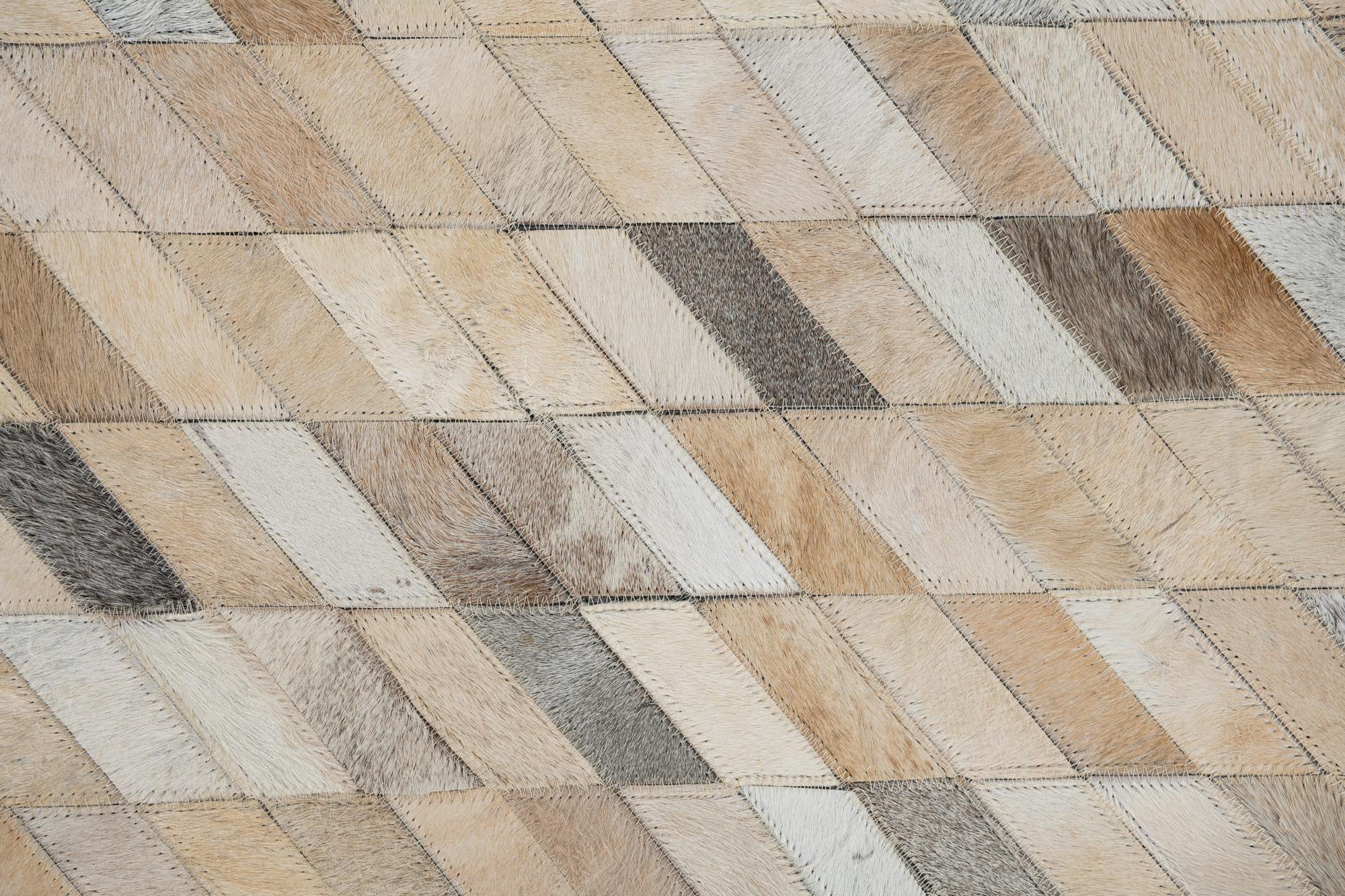 5' 2 x 8' Cowhide Leather Rug