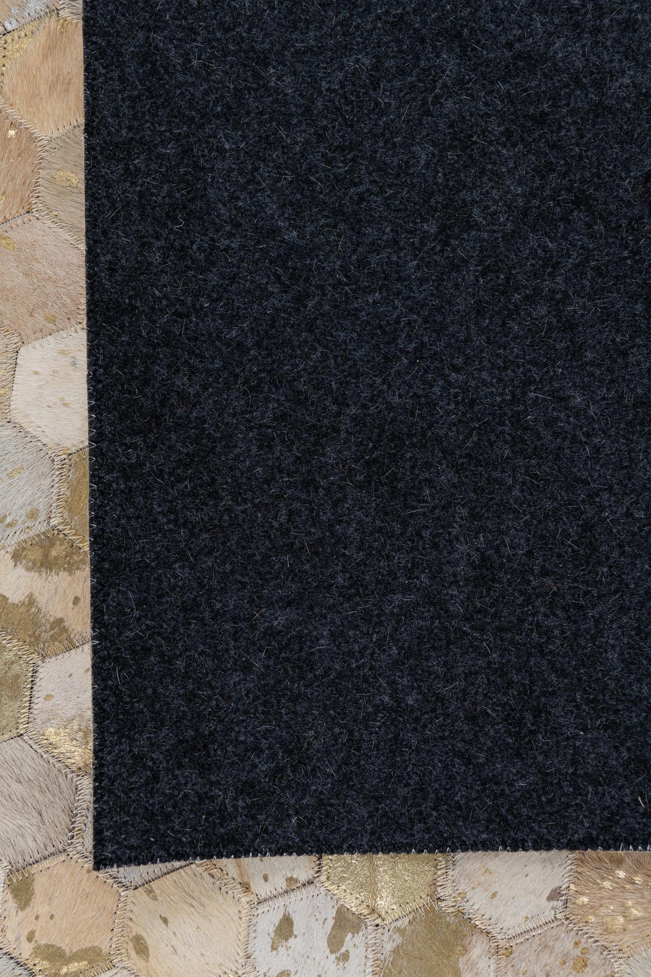 5' 2 x 8' Cowhide Leather Rug