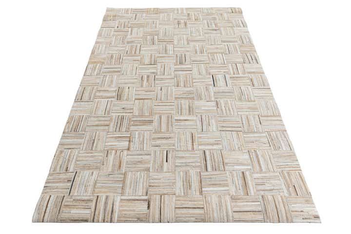 5' x 7' 8 Cowhide Leather Rug