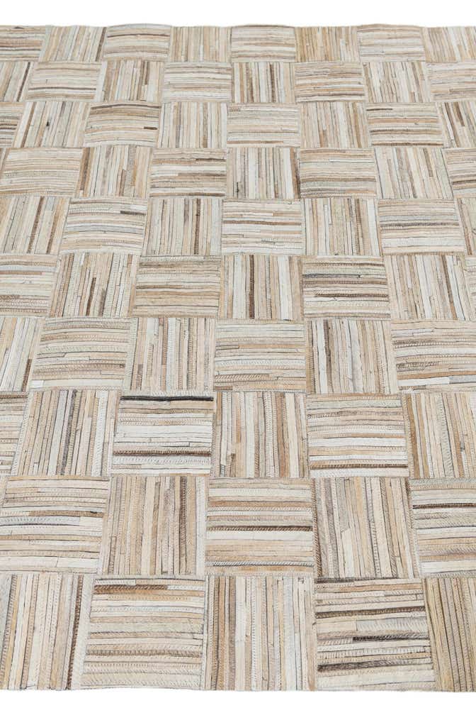 5' x 7' 8 Cowhide Leather Rug