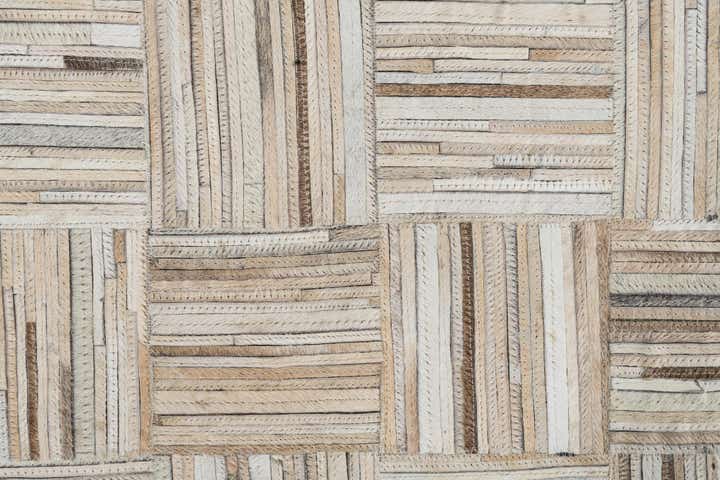 5' x 7' 8 Cowhide Leather Rug