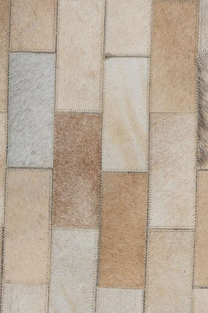 5' x 7' 9 Cowhide Leather Rug