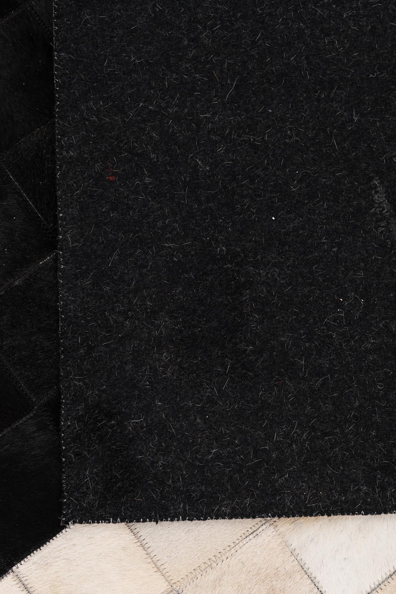 5' x 8' Cowhide Leather Rug