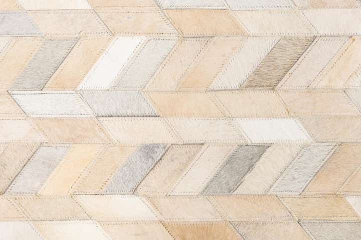 5' x 8' Cowhide Leather Rug