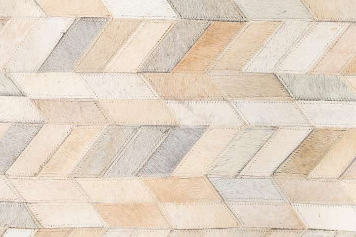 5' x 8' Cowhide Leather Rug