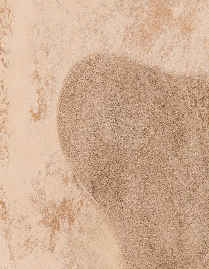 Detail image of 6' 6 x 7' 7 Cowhide Leather Rug