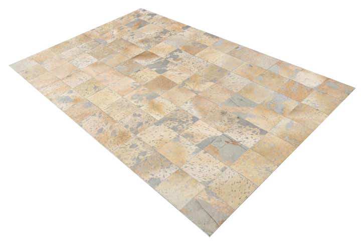 5' 1 x 8' Cowhide Rug