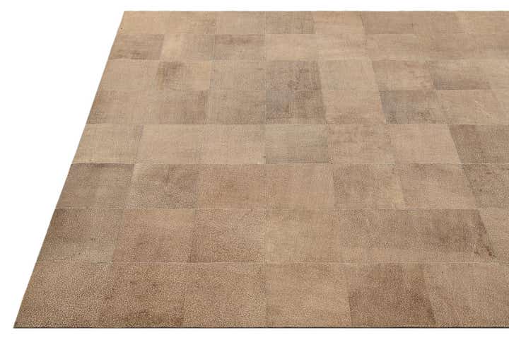 5' 1 x 8' Cowhide Rug
