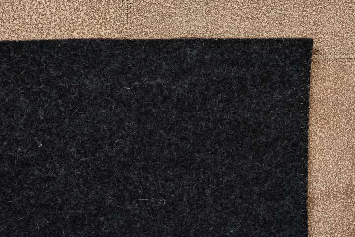 5' 1 x 8' Cowhide Rug