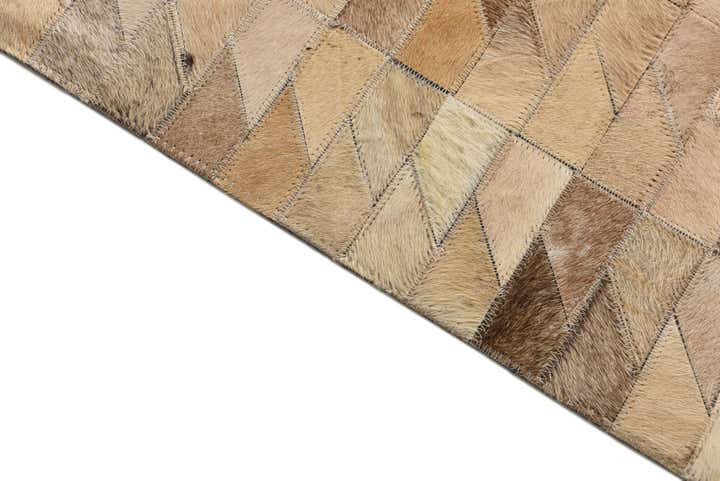 5' 4 x 7' 5 Cowhide Rug