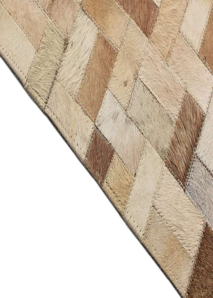 5' 4 x 7' 7 Cowhide Rug