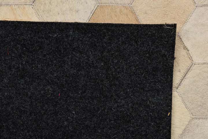5' 4 x 7' 4 Cowhide Rug
