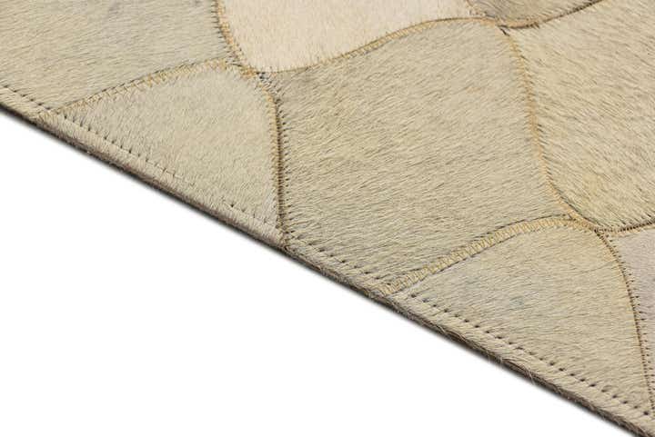 5' x 8' 2 Cowhide Rug