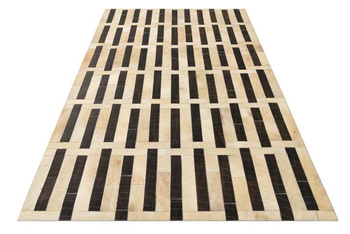 5' 3 x 8' Cowhide Rug