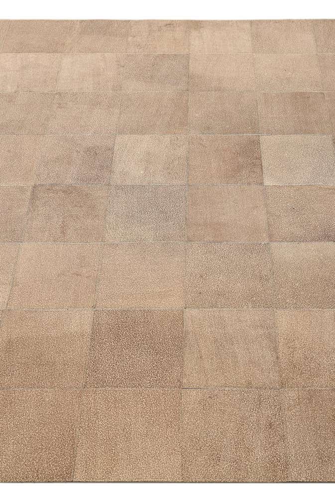 5' 1 x 8' Cowhide Rug