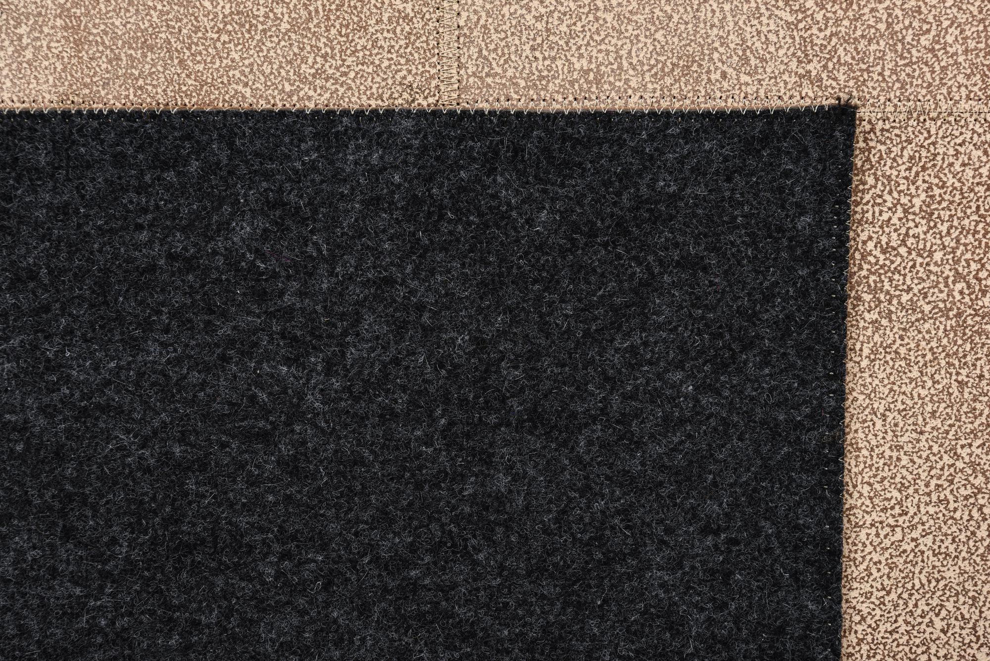 5' 1 x 8' Cowhide Rug