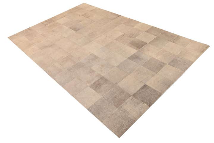 5' 1 x 8' Cowhide Rug