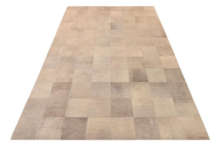 5' 1 x 8' Cowhide Rug