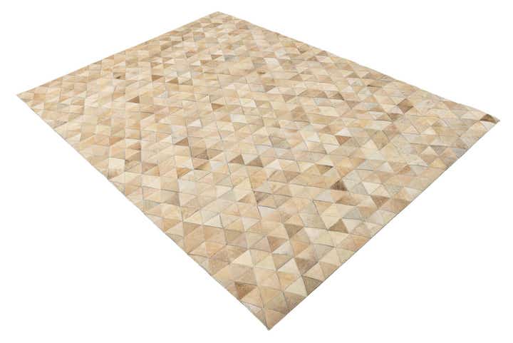 4' 9 x 6' 7 Cowhide Rug