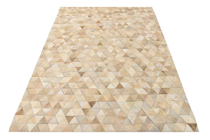 Detail image of 4' 9 x 6' 7 Cowhide Rug