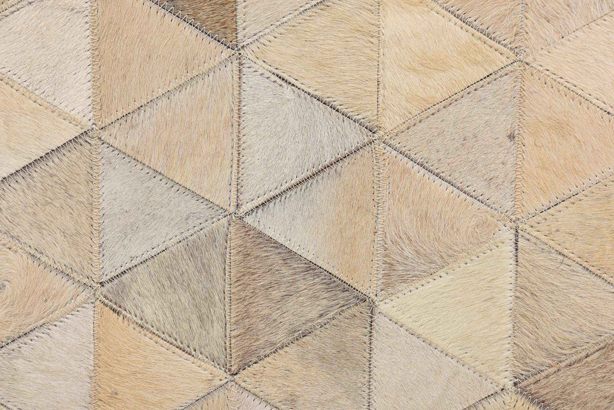 4' 9 x 6' 7 Cowhide Rug