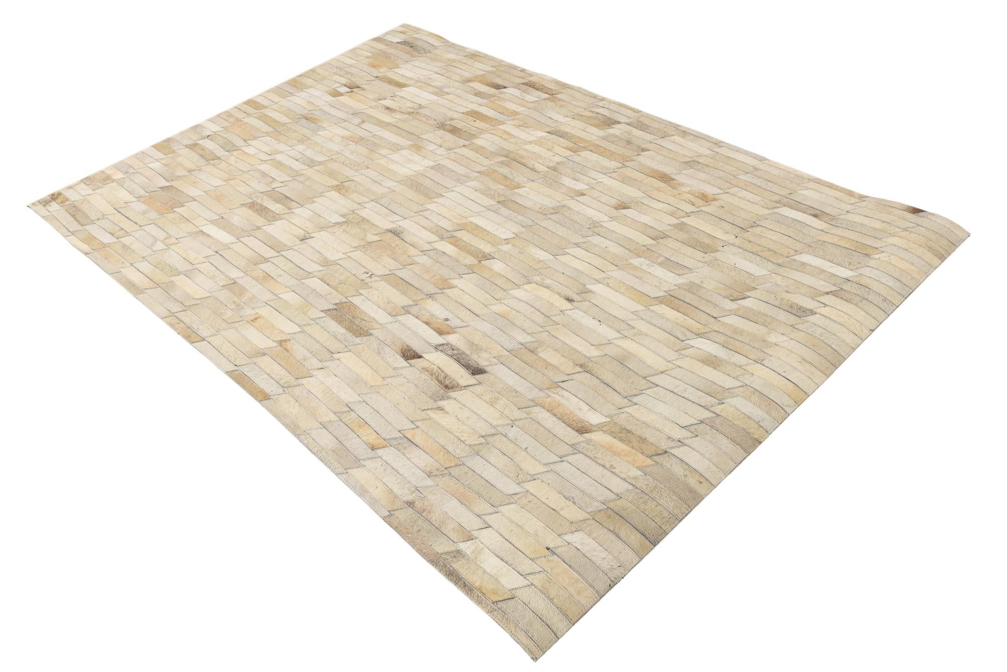4' 5 x 6' 5 Cowhide Rug