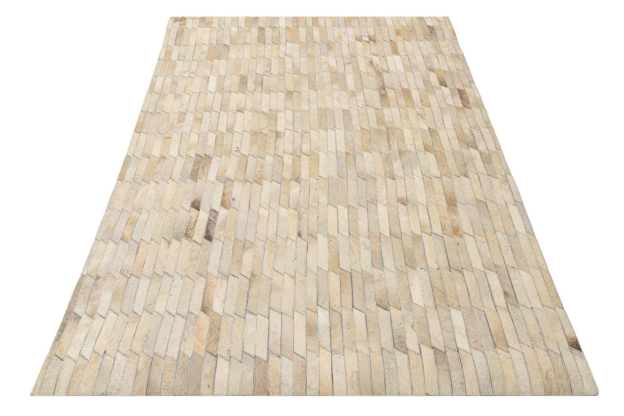 4' 5 x 6' 5 Cowhide Rug