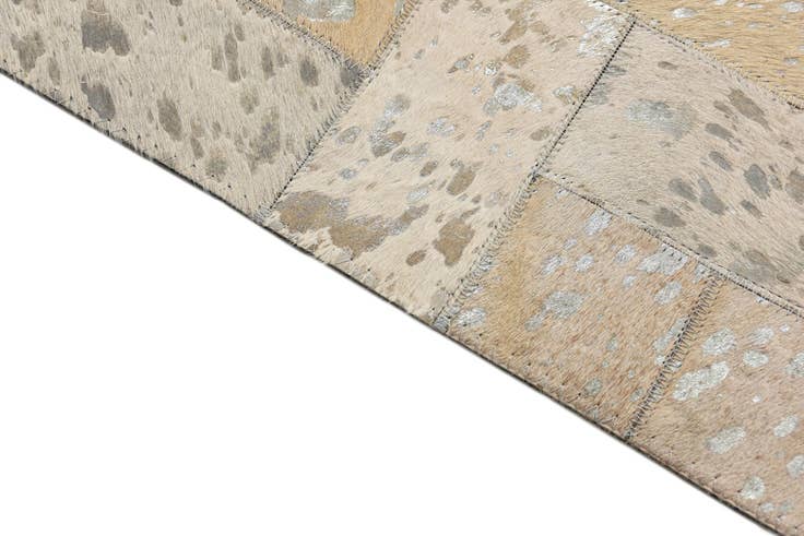 Detail image of 5' 3 x 8' 3 Cowhide Rug
