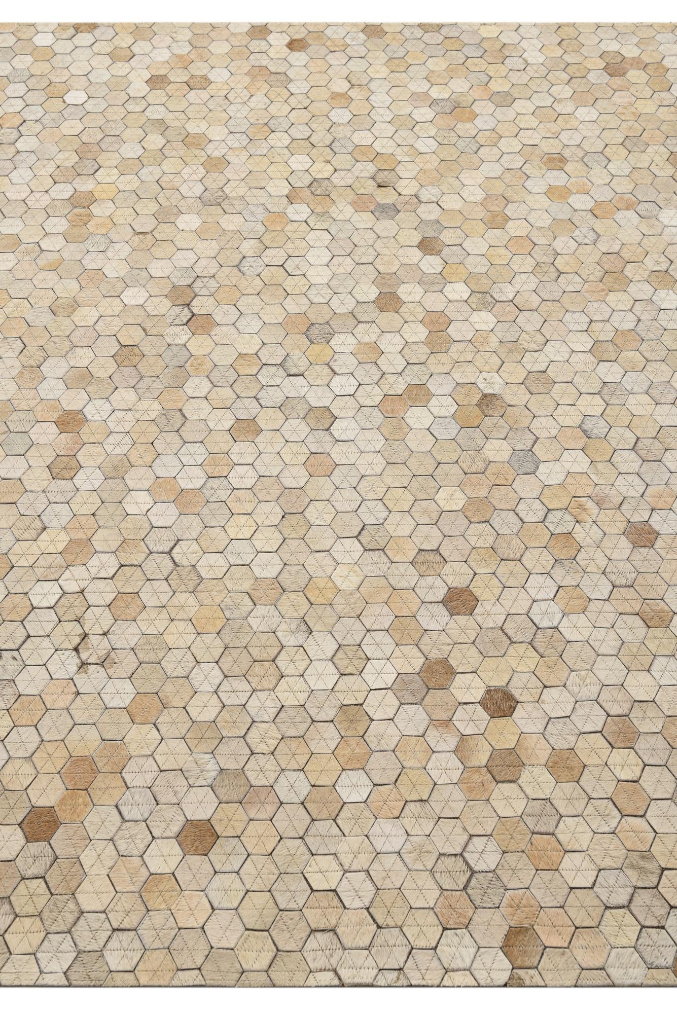4' 10 x 6' 8 Cowhide Rug