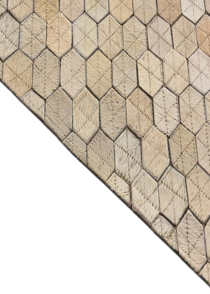 4' 10 x 6' 8 Cowhide Rug