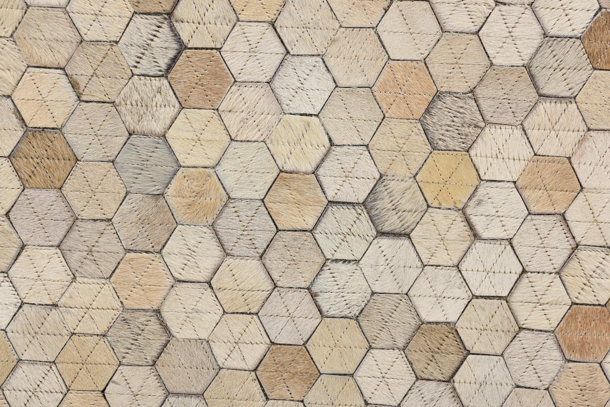 4' 10 x 6' 8 Cowhide Rug